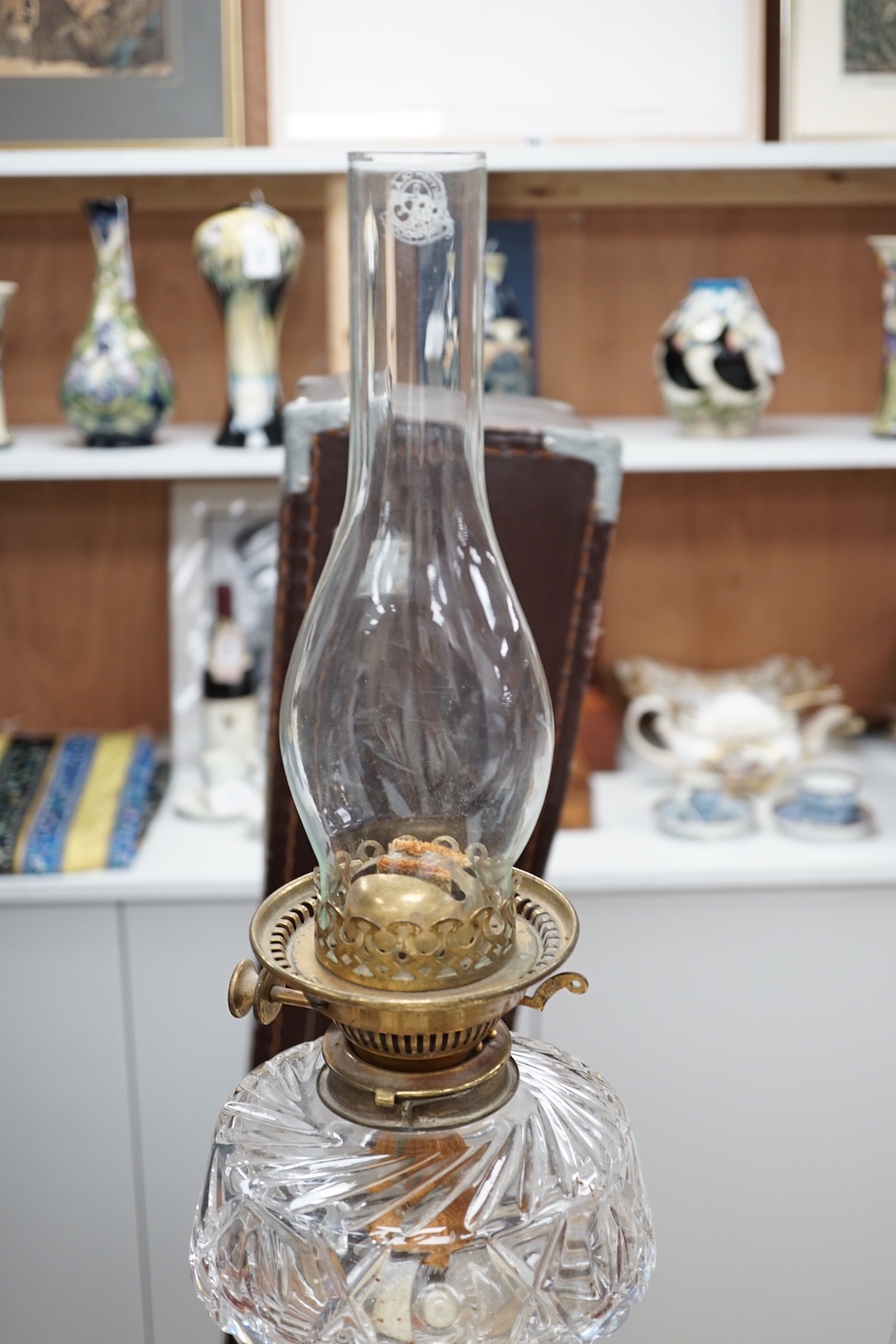 A Victorian glass oil lamp, total height excl chimney 51cm